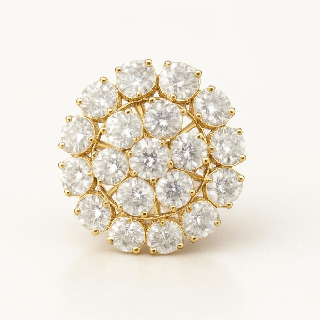 La DiaMantés | Sunburst Elegance Diamond Ring